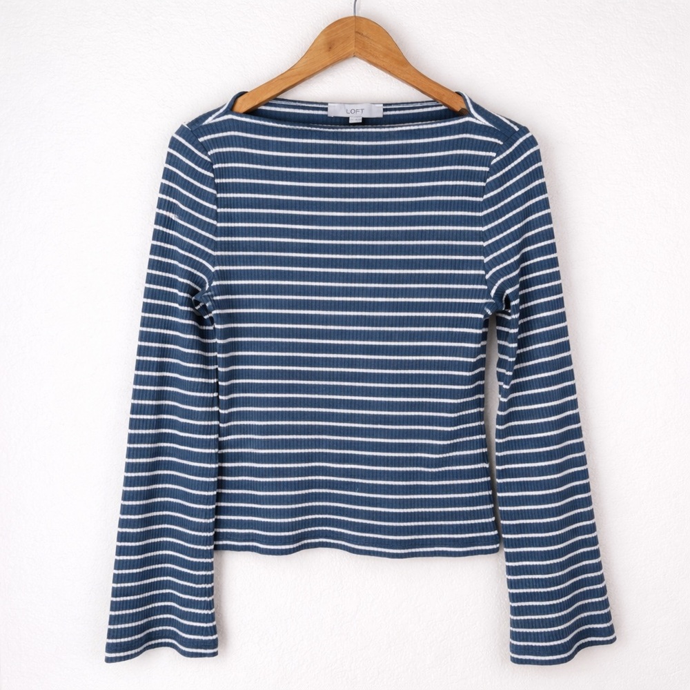 LOFT Navy and White Ribbed Striped Long-Sleeve Top size Large